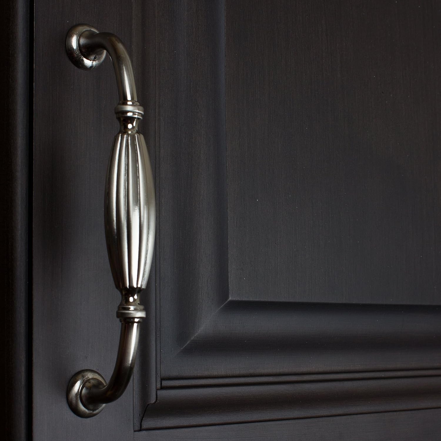 4046-SN-10 Classic Fluted Cabinet Hardware Pull, Large, Satin Nickel