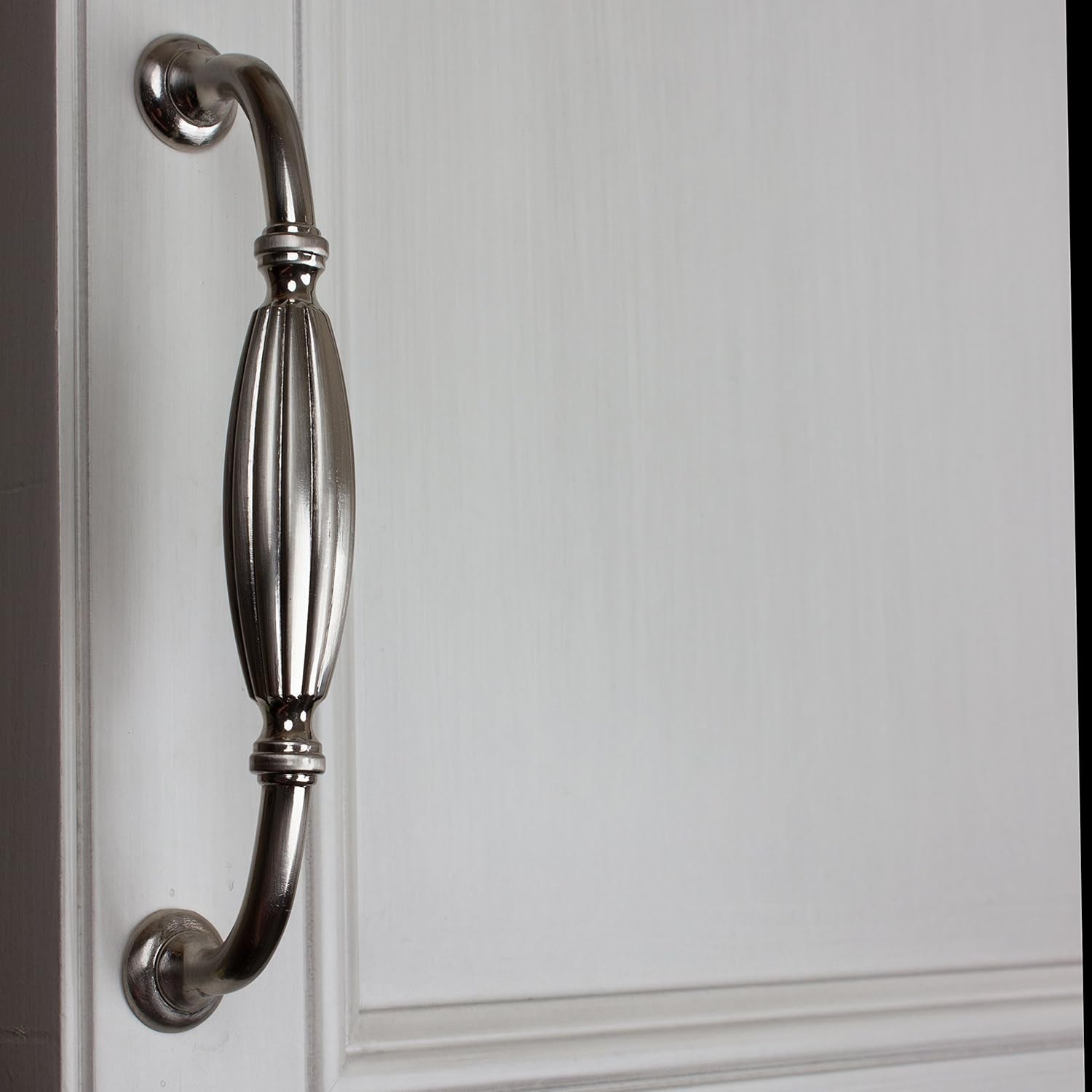 4046-SN-10 Classic Fluted Cabinet Hardware Pull, Large, Satin Nickel